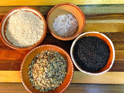 DIY healthy condiments and gomasio Ingredients